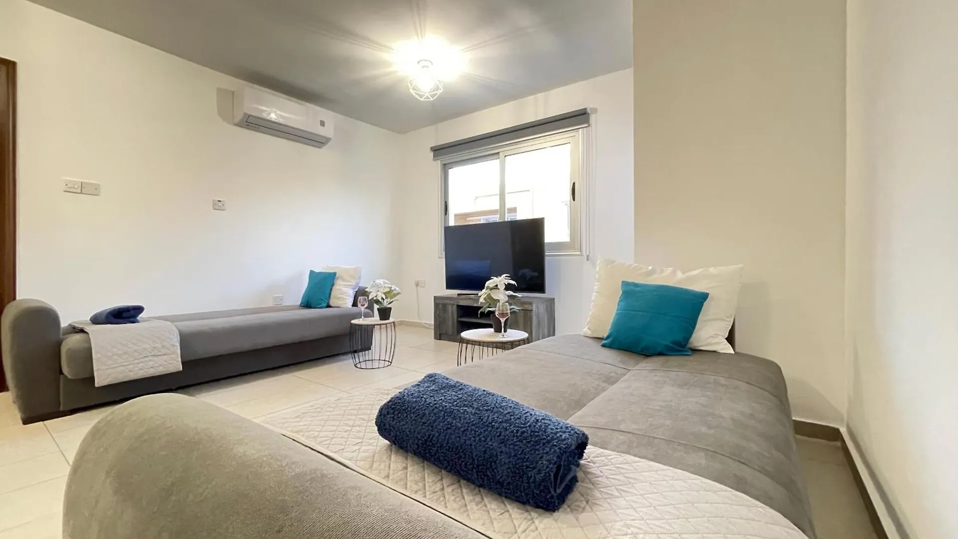 Aurora Holiday Apartment - أيا نابا